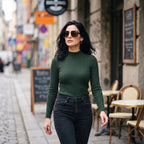 Brązowe okulary oversize w miejskiej stylizacji na co dzień